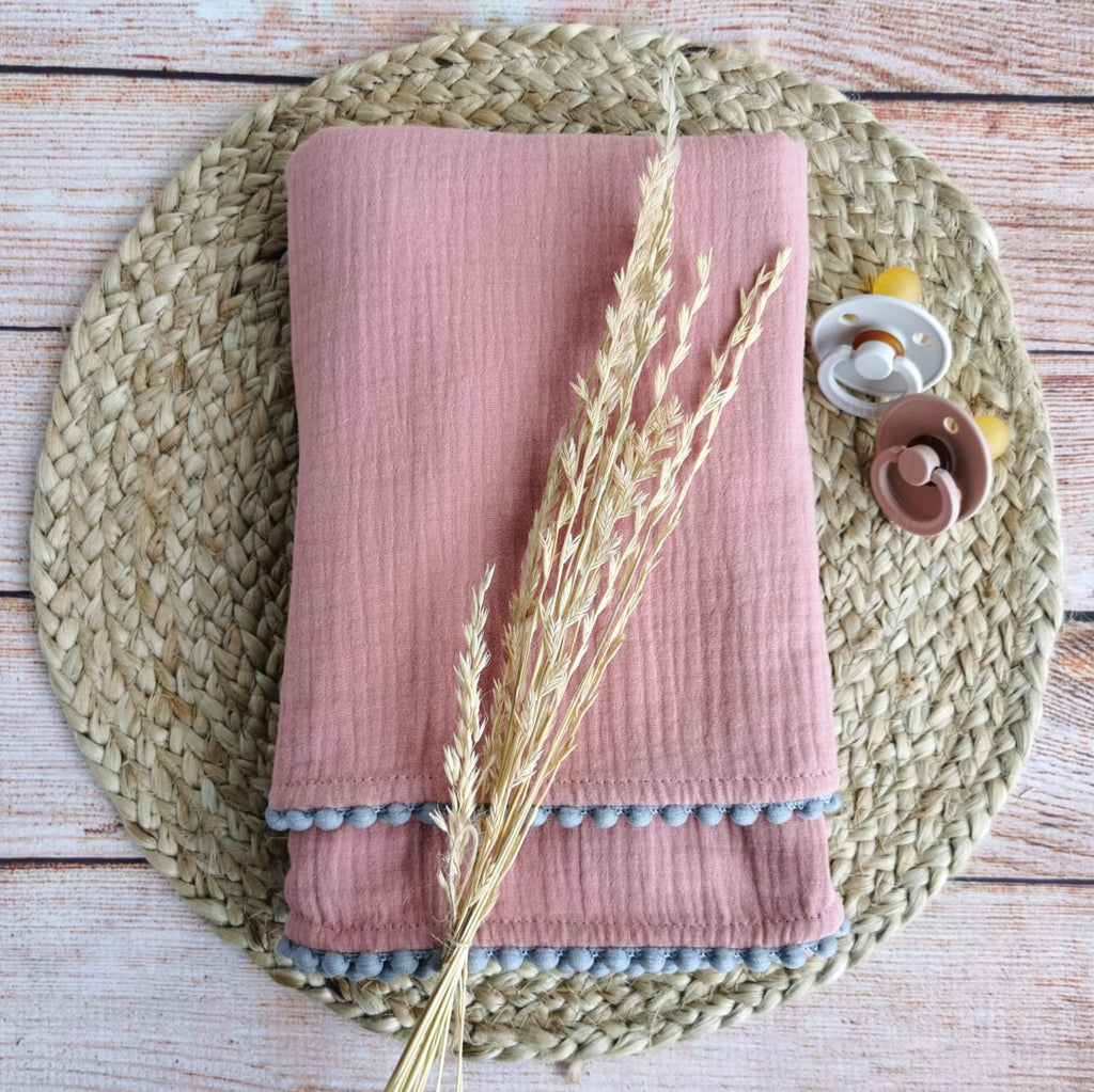 Wickeldecke aus Musselin, altrosa